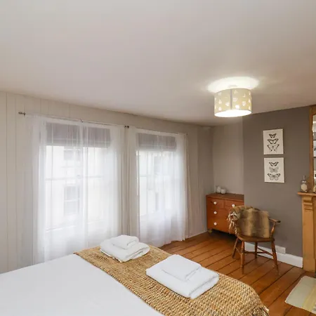 Foresters House Holiday home *